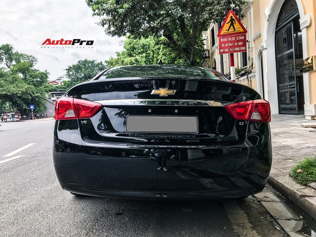 Bắt gặp hàng hiếm Chevrolet Impala thế hệ mới nhất tại Việt Nam - Ảnh 7. Bắt gặp hàng hiếm Chevrolet Impala thế hệ mới nhất tại Việt Nam - Ảnh 7.