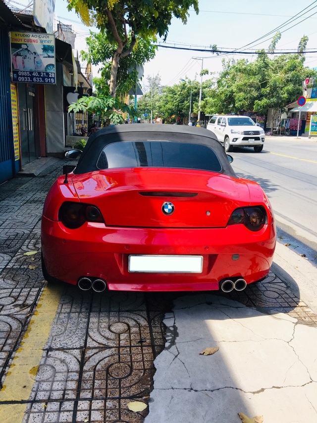 BMW Z4 16 năm tuổi rao bán kèm lời nhắc nhở: Mua xe nên dẫn theo thợ máy kiểm tra - Ảnh 2. BMW Z4 16 năm tuổi rao bán kèm lời nhắc nhở: Mua xe nên dẫn theo thợ máy kiểm tra - Ảnh 2.
