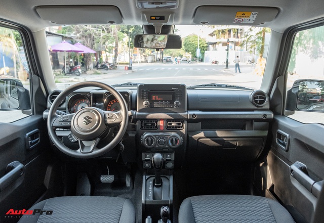 Chi tiết Suzuki Jimny giá 1,4 tỷ đồng tại Việt Nam - lý giải mức giá ngang với Mazda CX-8 bản cao cấp - Ảnh 12.