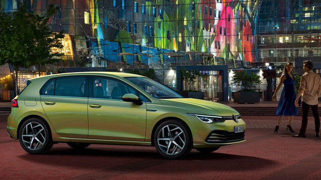 Volkswagen Tiguan facelift lộ diện, nhiều khả năng ra mắt ngay tháng 3