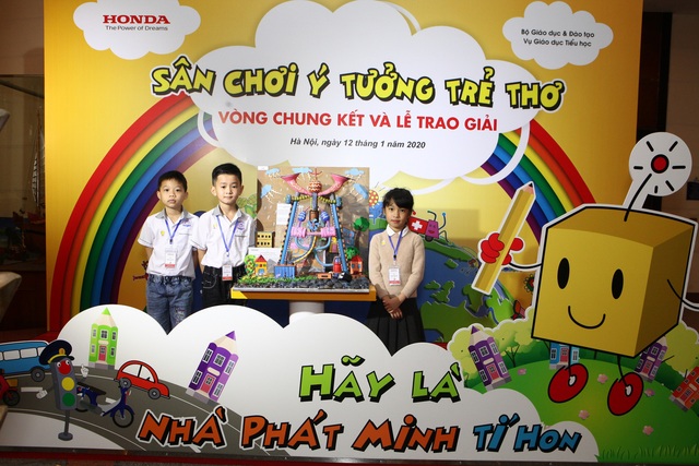 Trẻ em Việt Nam đua tài phát kiến cải thiện môi trường sống và giao thông tương lai - Ảnh 2.