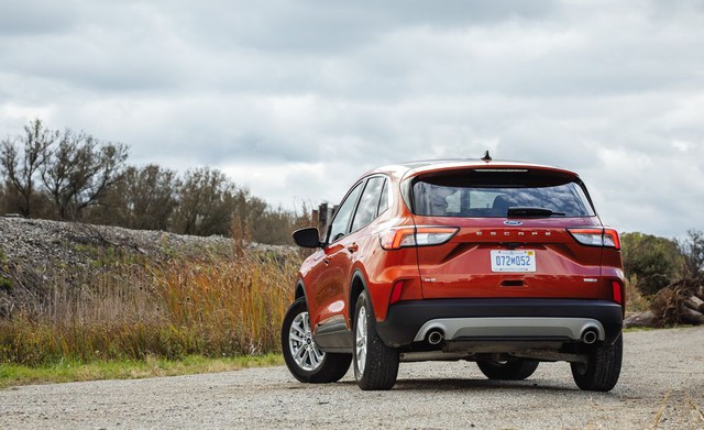 Đánh giá Ford Escape 2020 sắp bán tại Việt Nam: Thừa sức vươn lên Honda CR-V nếu giá tốt - Ảnh 4.