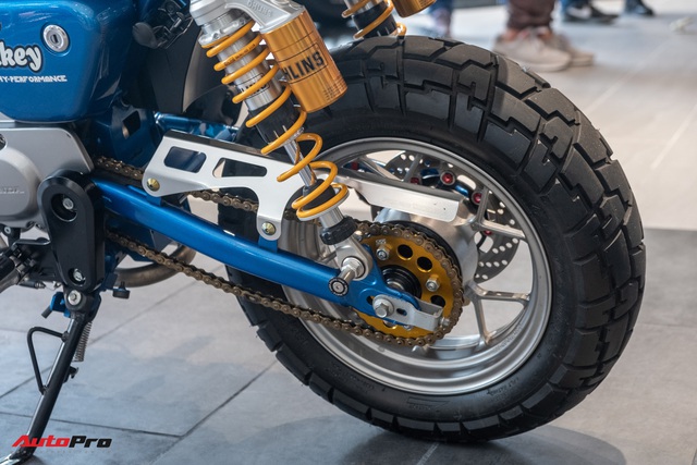 Xe khỉ Honda Monkey 125 khác biệt với dàn đồ chơi ngang ngửa chiếc SH125i - Ảnh 6. Xe khỉ Honda Monkey 125 khác biệt với dàn đồ chơi ngang ngửa chiếc SH125i - Ảnh 6.