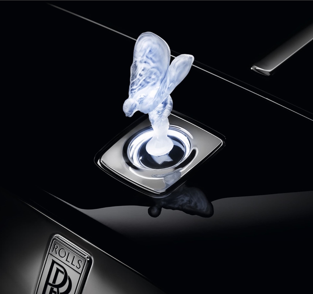 Rolls-Royce kỷ niệm sinh nhật 110 tuổi cho biểu tượng lừng danh làng siêu xe toàn cầu - Ảnh 3.