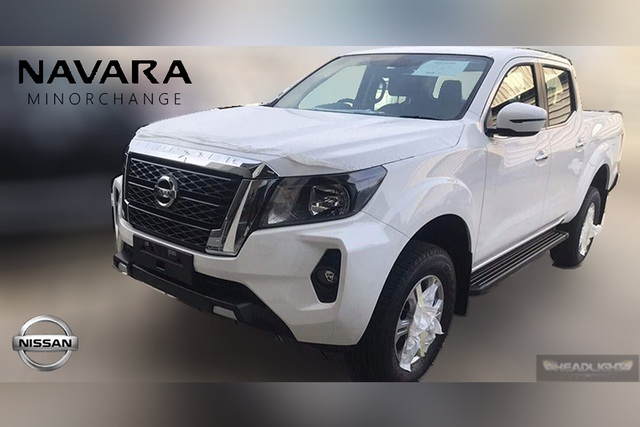 Nissan Navara 2021 lộ ảnh ngoài đời thực: Lưới tản nhiệt lớn, có chi tiết giống Toyota Hilux, chỉ chờ nhà phân phối mới mang về Việt Nam - Ảnh 1.