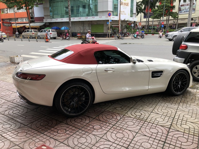 Về tay chủ mới, Mercedes-AMG GT Roadster độc nhất Việt Nam chính thức sở hữu biển số Sài Gòn - Ảnh 5.
