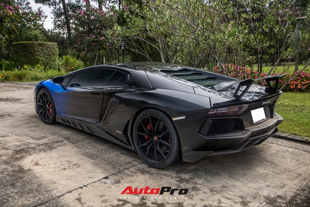 Bắt trend, Lamborghini Aventador biến hoá với ngoại thất khác lạ lần thứ 3 - Ảnh 7. Bắt trend, Lamborghini Aventador biến hoá với ngoại thất khác lạ lần thứ 3 - Ảnh 7.