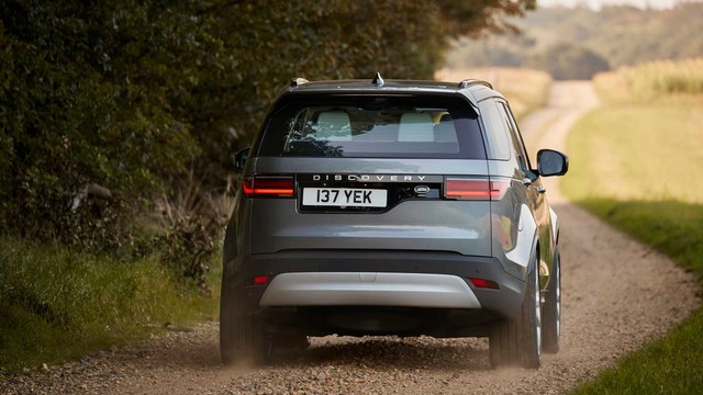 Land Rover Discovery 2021 ra mắt với động cơ mới, đắt hơn 40 triệu so với bản cũ - Ảnh 2.