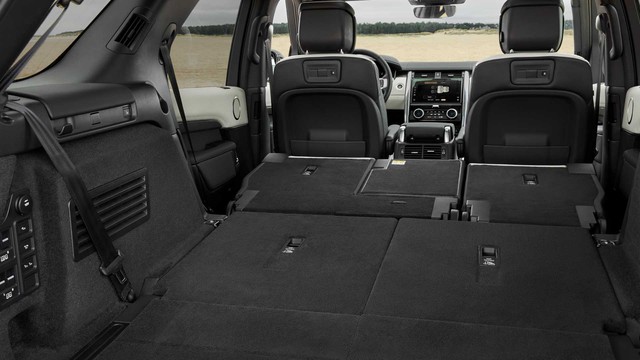 Land Rover Discovery 2021 ra mắt với động cơ mới, đắt hơn 40 triệu so với bản cũ - Ảnh 7.