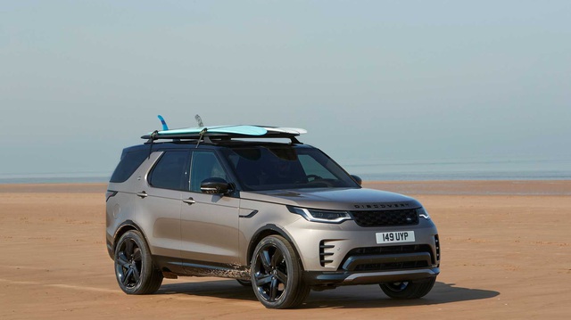Land Rover Discovery 2021 ra mắt với động cơ mới, đắt hơn 40 triệu so với bản cũ