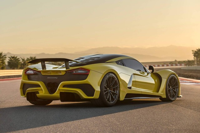 Siêu xe thách thức danh hiệu nhanh nhất thế giới Hennessey Venom F5 xác nhận ra mắt cuối năm nay - Ảnh 1.