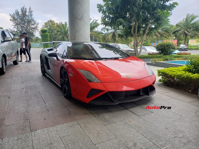 Cận cảnh Lamborghini Gallardo độ độc nhất Việt Nam, một chi tiết trị giá 100 triệu đồng đã bị lược bỏ - Ảnh 1.