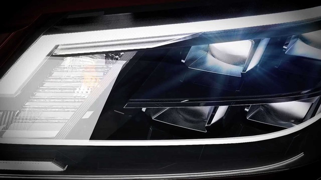 Nissan Terra 2021 khoe bộ đèn mới, khẳng định công nghệ 'đỉnh như tưởng tượng' trong phân khúc SUV 7 chỗ