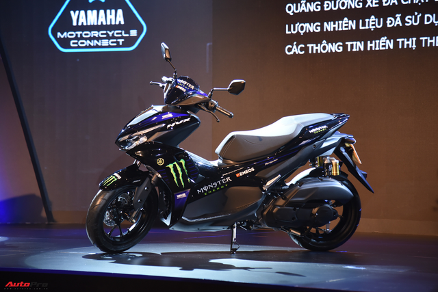 Đấu Honda Air Blade, Yamaha NVX 2021 ra mắt tại Việt Nam với giá bán 53 triệu đồng - Ảnh 4. Đấu Honda Air Blade, Yamaha NVX 2021 ra mắt tại Việt Nam với giá bán 53 triệu đồng - Ảnh 4.