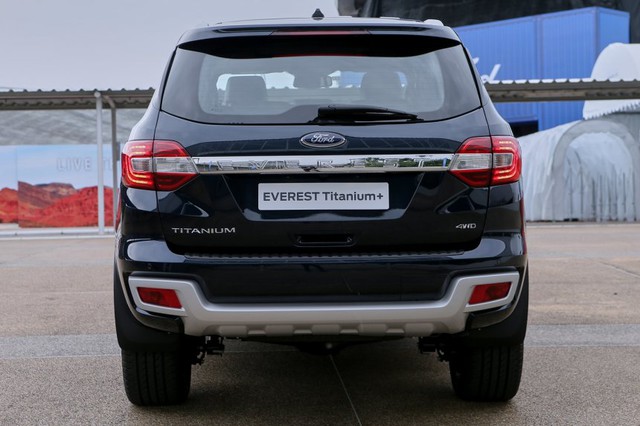 Ra mắt Ford Everest 2021: Nhiều chi tiết hot được tiêu chuẩn hoá, đe nẹt Toyota Fortuner - Ảnh 2.