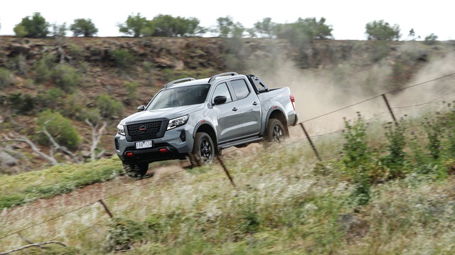 Nissan Navara 2021 chào sân, có thể sớm về Việt Nam đấu Ford Ranger