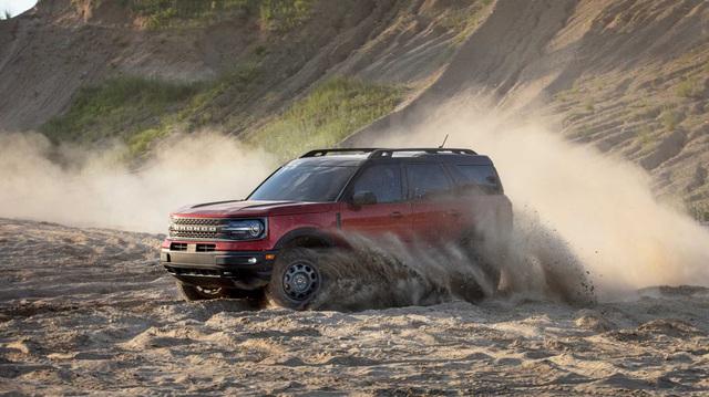 Bronco Sport chính thức đi vào lắp ráp, quyết 'Make Ford Great Again'