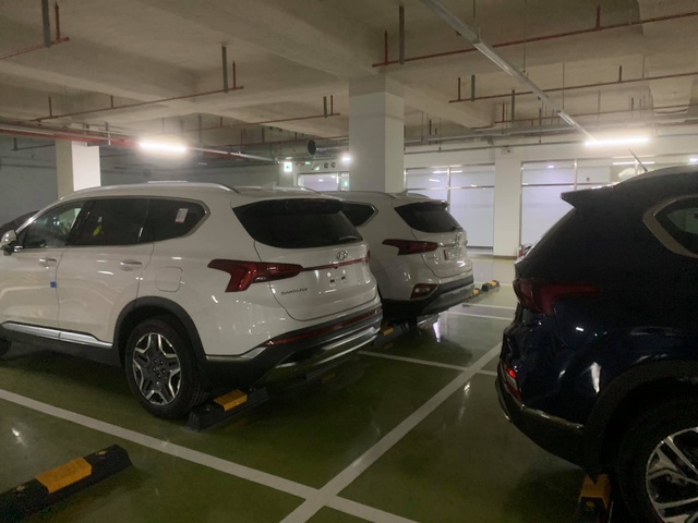Hyundai Santa Fe 2021 đầu tiên về Việt Nam - Đối trọng của Kia Sorento và Toyota Fortuner chờ ngày ra mắt - Ảnh 2.
