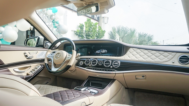 Doanh nhân Sài Gòn chi 12 tỷ mua Mercedes-Maybach S 560 màu xanh lục bảo siêu độc, tiết lộ thêm siêu phẩm chục tỷ sẽ mua trong thời gian tới - Ảnh 4. Doanh nhân Sài Gòn chi 12 tỷ mua Mercedes-Maybach S 560 màu xanh lục bảo siêu độc, tiết lộ thêm siêu phẩm chục tỷ sẽ mua trong thời gian tới - Ảnh 4.