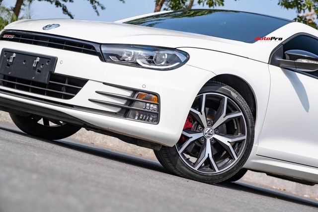 Hậu khai tử, xe dân chơi Volkswagen Scirocco GTS vẫn giữ giá cao hơn 1 tỷ đồng - Ảnh 2.