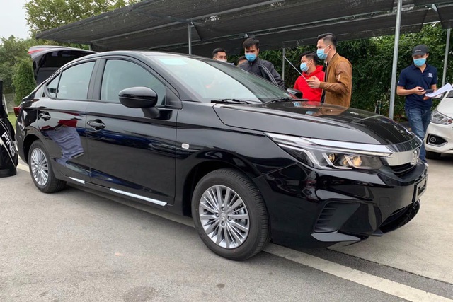 Honda City 2020 bản tiêu chuẩn lần đầu lộ diện tại Việt Nam: Ít trang bị nhưng giá dự kiến ngang ngửa Hyundai Accent full option - Ảnh 1.