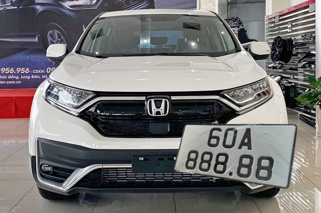 Bàn tay vàng trong làng bốc biển: Chủ nhân Honda CR-V tại Đồng Nai 'bấm' được biển số ngũ quý 8 khiến bao người mơ ước