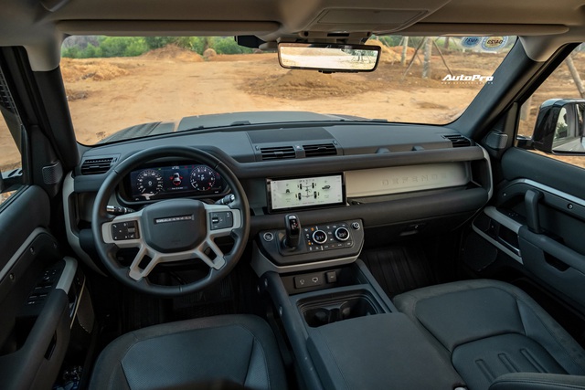 [Chém xe] Land Rover Defender - Ty tỷ thứ hay ho dùng hàng ngày nếu không quẩy địa hình theo cách nhà giàu - Ảnh 10.