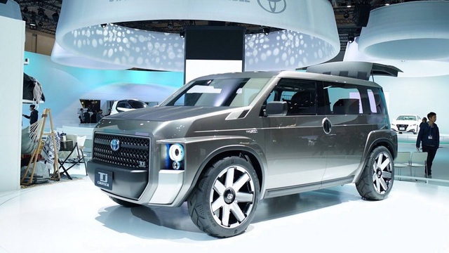 Toyota TJ Cruiser - SUV 7 chỗ siêu rộng từng về Việt Nam chuẩn bị có bản thương mại ra mắt ngay giữa năm nay