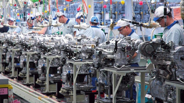 Toyota cùng nhiều hãng xe lớn "đóng băng" vô thời hạn vì corona