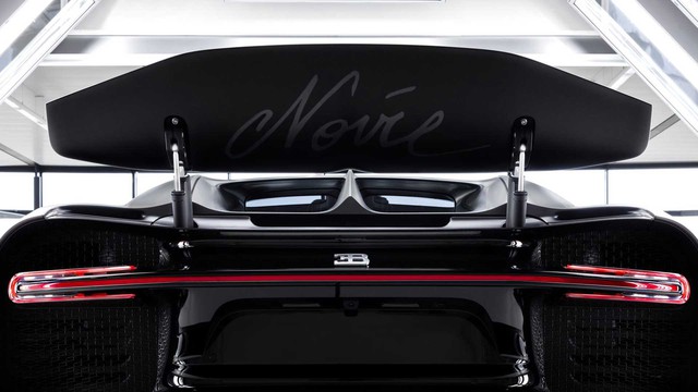 Bugatti Chiron Noire Sportive - Hết nửa cuộc đời của một siêu xe - Ảnh 7. Bugatti Chiron Noire Sportive - Hết nửa cuộc đời của một siêu xe - Ảnh 7.