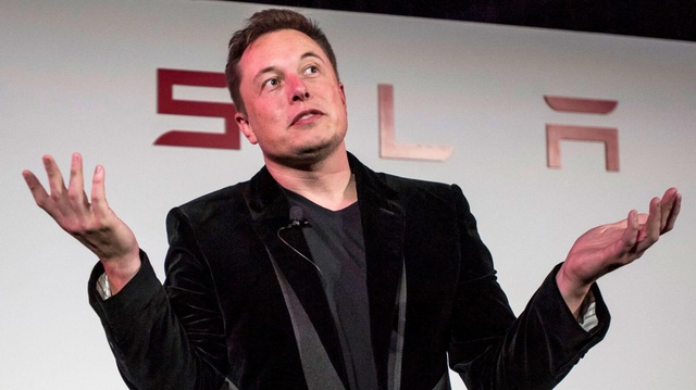 Elon Musk dỗi vì Bill Gates mua Porsche Taycan thay vì Tesla Model S