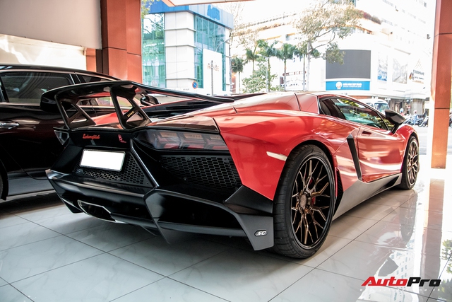 Thuc hu chuyen Lamborghini Aventador do ban 50 nam cua dai gia Bac Lieu ban lai cho showroom sieu xe lung danh Sai Gon