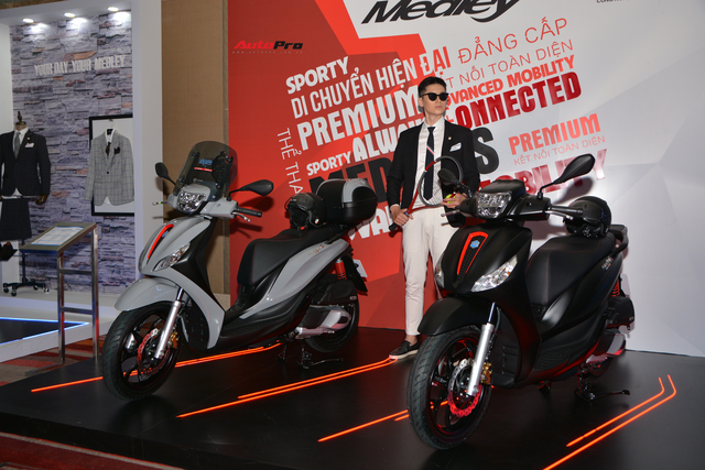 Ra mat Piaggio Medley 2020 - Dau Honda SH bang gia ban tu 75 trieu dong