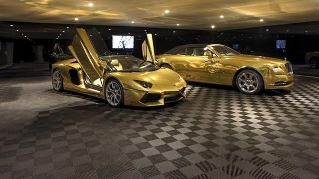 Biệt phủ cao cấp với toàn Lamborghini và Rolls-Royce mạ vàng - Ảnh 3.