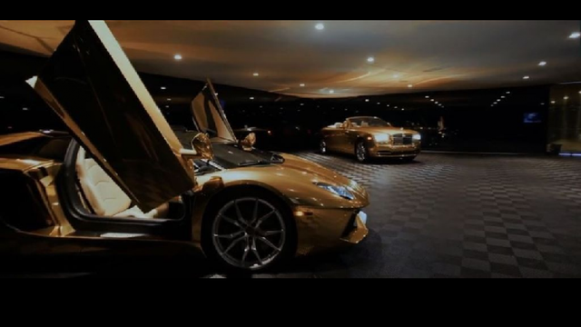 Biệt phủ cao cấp với toàn Lamborghini và Rolls-Royce mạ vàng - Ảnh 4.