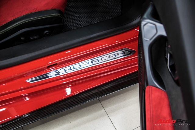 Cận cảnh Lamborghini Huracan màu đỏ thứ ba tại Việt Nam - Chiếc Huracan duy nhất trong nước sơn màu thay vì dán decal - Ảnh 6.