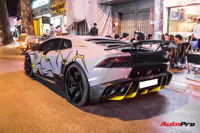 Can canh Lamborghini Huracan do Mansory lot xac voi phong cach ran nut tai Sai Gon