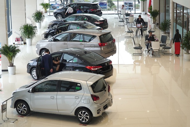 Đề xuất giảm thuế vì COVID-19, ô tô trước cơ hội rẻ hơn tới hàng trăm triệu đồng tại Việt Nam - Ảnh 1.