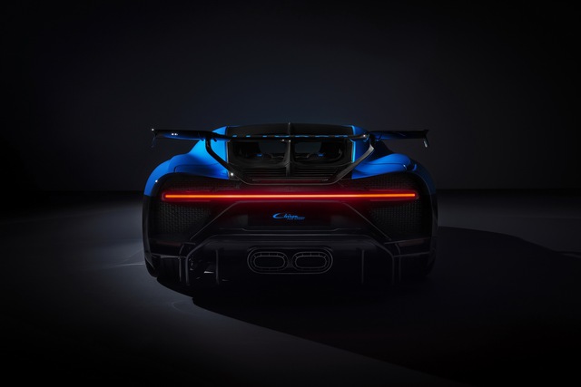 Soi siêu xe Bugatti Chiron Pur Sport qua ảnh, video mới - Ảnh 8.