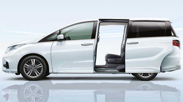 Honda Odyssey được độ làm xe cứu thương, ngăn dịch COVID-19 như thế nào?