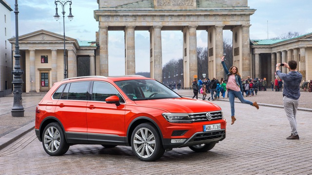 Bất ngờ từ VW Tiguan: SUV bán chạy bậc nhất thế giới tới nỗi phải xuất xưởng 35 giây/xe