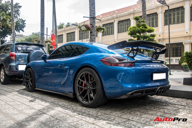 Đại gia Sài Gòn gợi ý cách làm mới Porsche Cayman bằng nhiều chi tiết độc - Ảnh 1.