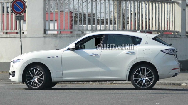 Lộ diện Maserati Levante phiên bản mới: Thấy thay đổi ‘có như không’ - Ảnh 2.