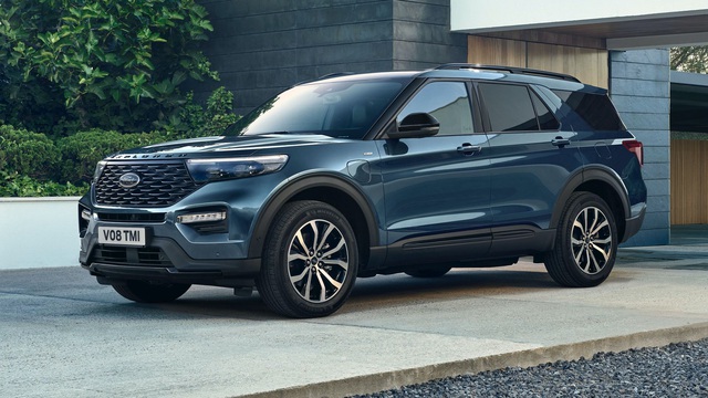 Ford Explorer phiên bản mới có giá ngang BMW X5