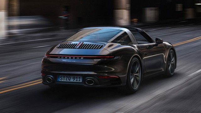 Những điều cần biết về Porsche 911 Targa 4/4S vừa ra mắt: Mẫu 911 đáng khao khát nhất lịch sử - Ảnh 3.