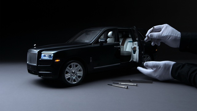 Rolls-Royce chế tạo xe mô hình Cullinan ‘hoàn hảo’ chiều lòng khách hàng