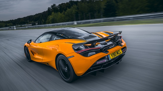 McLaren cắt giảm quy mô chưa từng có nhưng tin vui là các siêu phẩm vẫn ra mắt đúng hạn