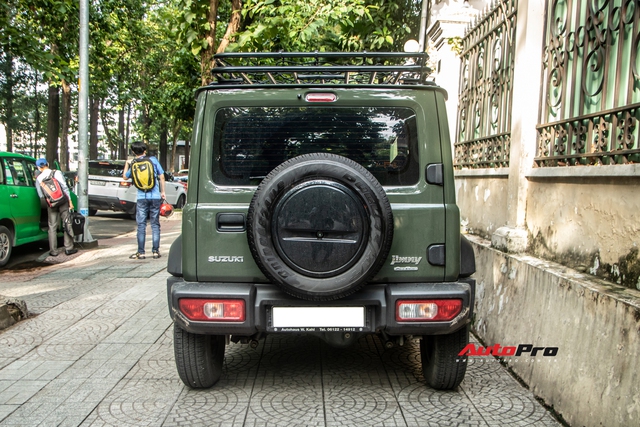 Ông Đặng Lê Nguyên Vũ bất ngờ tậu Suzuki Jimny giá 1,4 tỷ đồng, hàng hiếm chỉ có 2 chiếc tại Việt Nam - Ảnh 11.