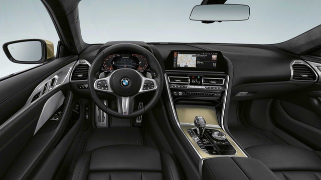 BMW 8-Series tự tin khoe cá tính với Golden Thunder Edition - Ảnh 3.