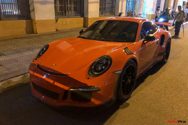 Cận cảnh Porsche 911 GT3 RS từng của ông Đặng Lê Nguyên Vũ: Ngoại thất dễ lầm tưởng với xe cũ của Cường Đô-la - Ảnh 6.